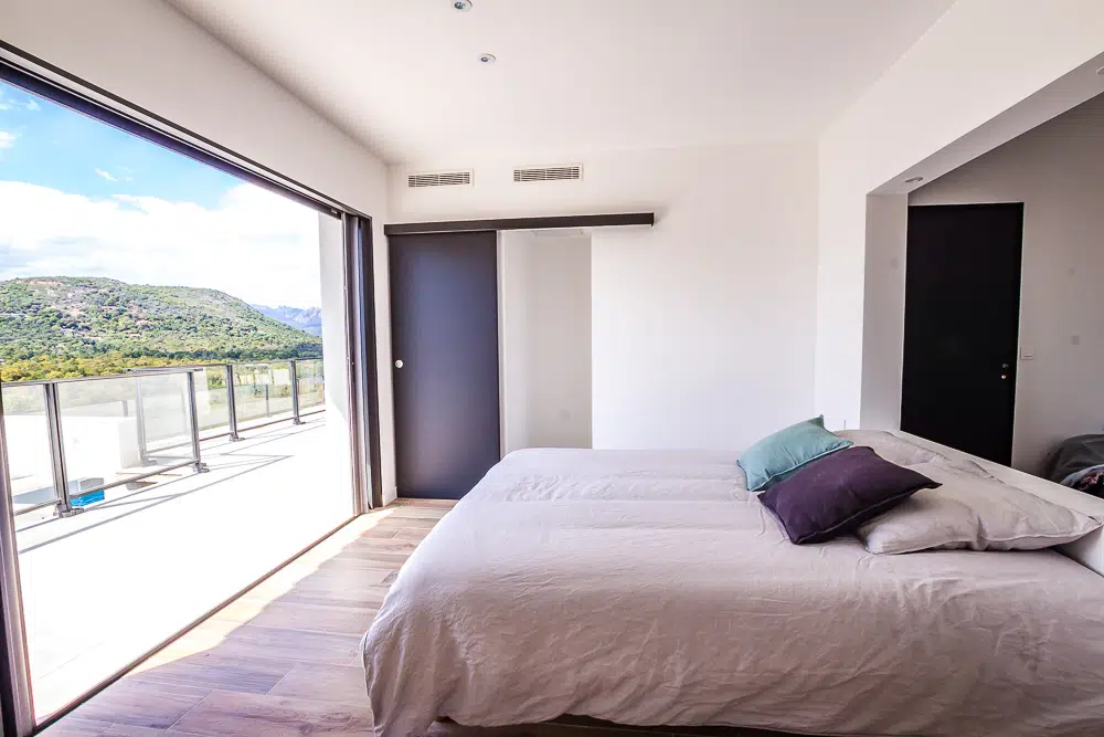 menuiserie minimaliste realisations.jpg